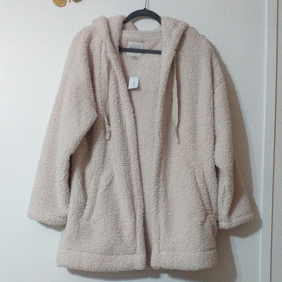 ae fuzzy sherpa hooded cardigan